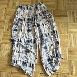 Parachute pants